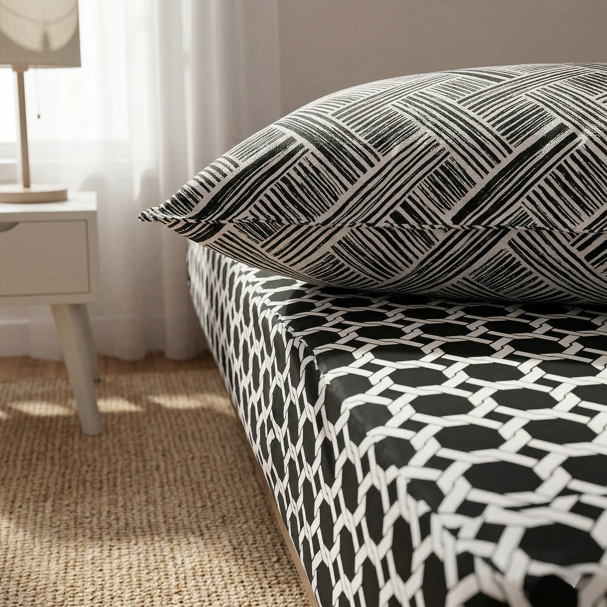 Cotton Bedsheet with 2 Pillow Covers Soft Breathable Double Bed Black Geometric Design