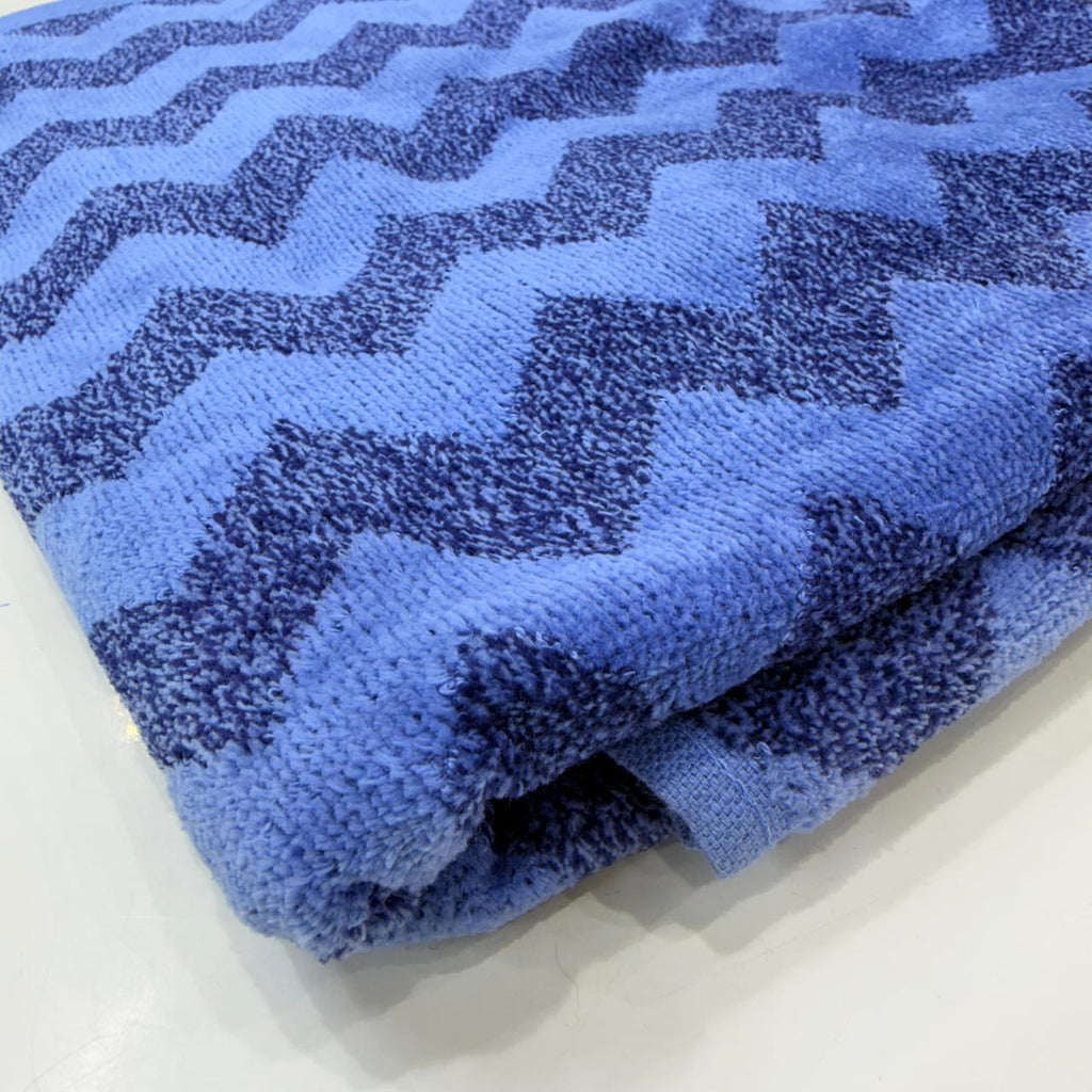 Premium Full Body Bath Towel Soft Absorbent Quick Dry Cotton Towel Blue Zigzag Design