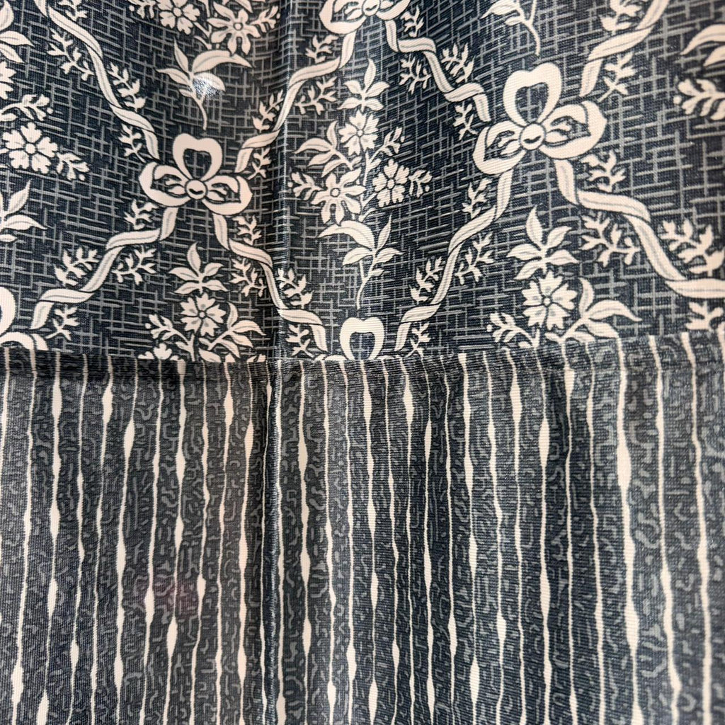 Modern Geometric Printed Curtain with Eyelets Stylish Grey Designer Curtain 7ft