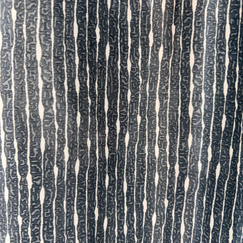 Modern Geometric Printed Curtain with Eyelets Stylish Grey Designer Curtain 7ft